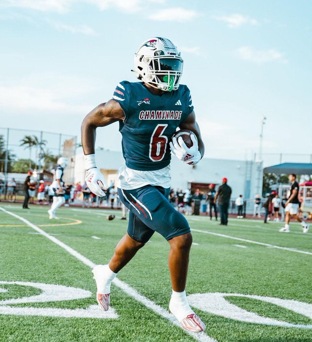 Frank Tucker (@thecribsouthfla) on Twitter photo Denzel Johnson, LB/SS, Chaminade
<a href="/Denzel_24/">Denzel Johnson</a>
6’ 205
337 TT, 21 SACKS, 27 TFL (CAREER)
hudl.com/video/3/149851… Denzel Johnson, LB/SS, Chaminade
<a href="/Denzel_24/">Denzel Johnson</a>
6’ 205
337 TT, 21 SACKS, 27 TFL (CAREER)
hudl.com/video/3/149851…