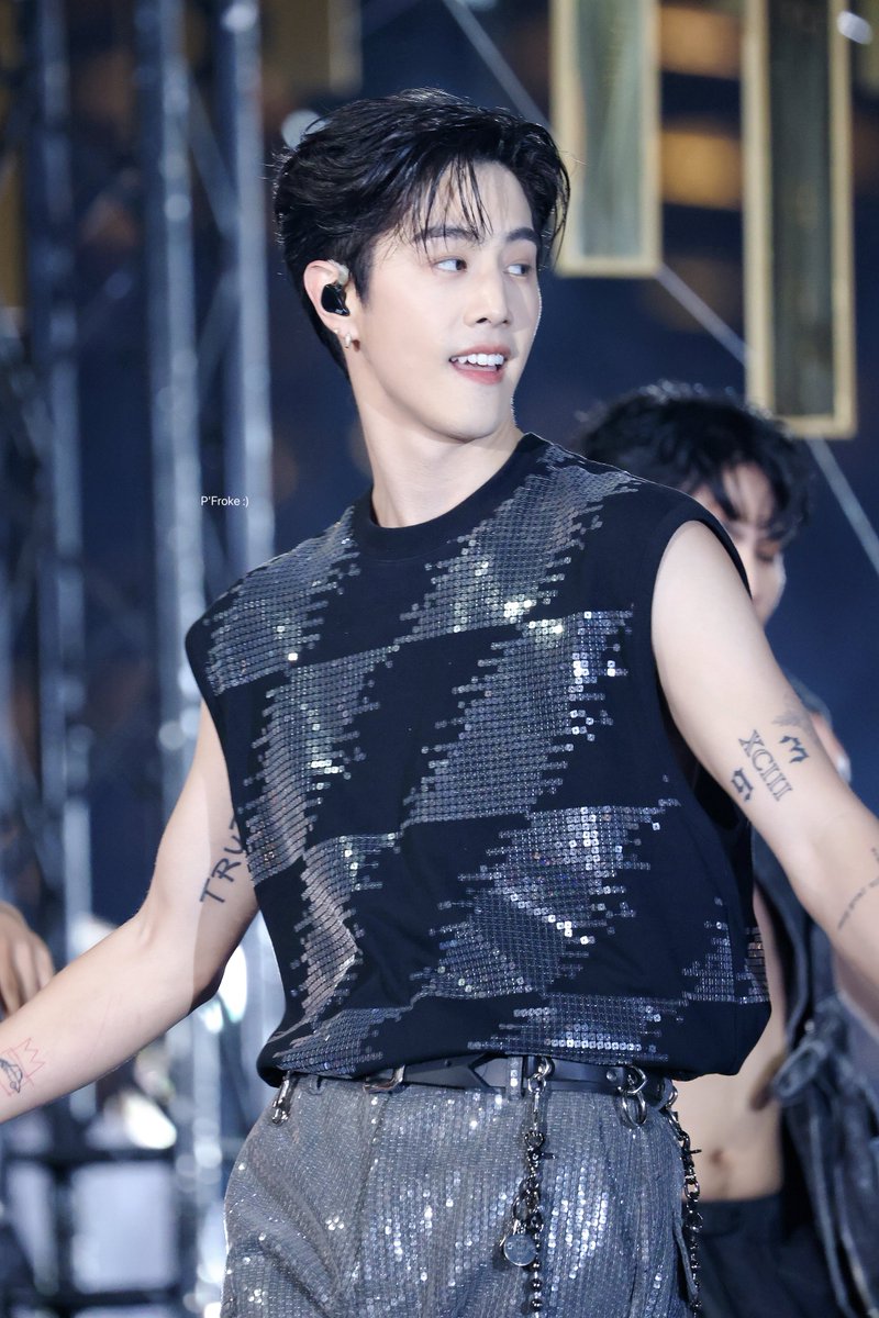 FWanit's tweet photo. พี่จ๋าา น่ารัก 🥹💕

#ICONSIAMxMarkTuan
#WelcomeMarkTuanToThailand 
#AmazingThailandCountdown2024
#ICONSIAMCountdown2024
#MarkTuan #段宜恩 @marktuan https://t.co/JV6j6y1IFg