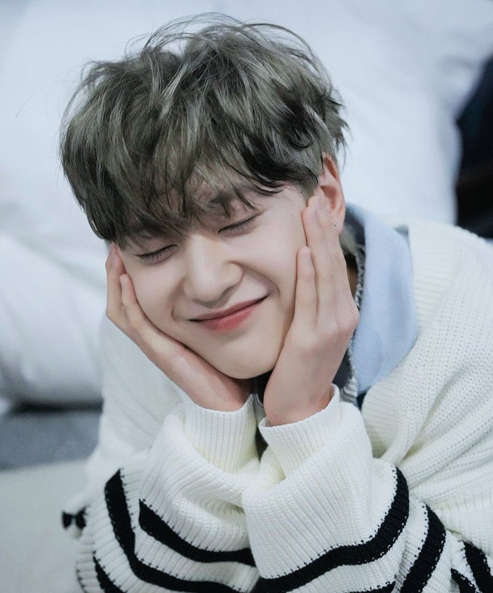 i_seok92's tweet photo. 📢 FLAG FOR SEOK MATTHEW🚩
 #석매튜 
đầu xuân năm mới mình lập chiếc flag nhỏ lấy lộc hihi 
1 tym = 2002vnd
1qrt/1rt = 2024vnd

tất cả số tiền sẽ được donate cho @smvst528  làm pj sinh nhật thứ 22 của Seok Matthew ❤️ 
ủng hộ mình nhó ☺️
#SEOKMATTHEW https://t.co/gifI14FDR6