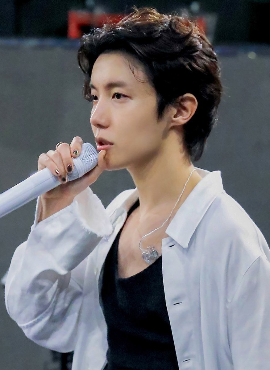 Vinothiny96's tweet image. My Loves 💕2SEOK IS COMING HOME THIS YEAR #2seokiscoming