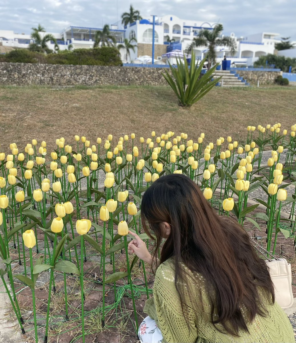 I am such an awkward person, I usually don’t take pictures of myself. Even in my personal account, naka-default pa ang profile picture ko. Yet, here’s me trying to welcome a new start. Here’s to a new year. May we start with less fear. 
🤍