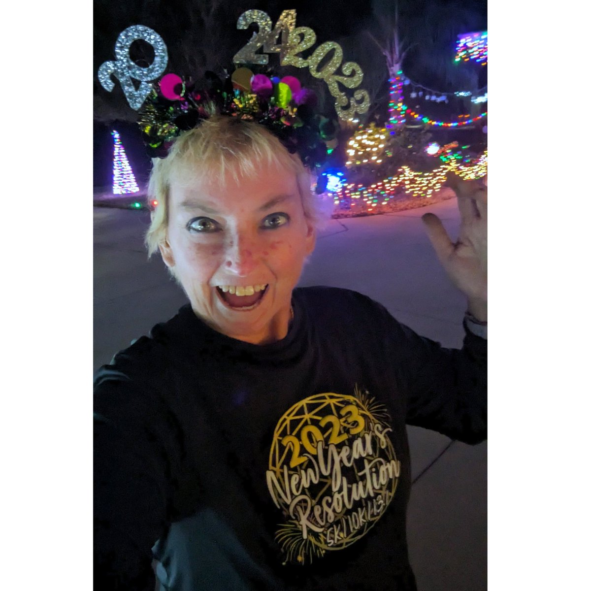 Hey 2023, you were pretty good! ⏱️🎉 Here's to 2024, may it be positively awesome! 🎊 #happynewyear 
🥳
#running #fitness #flbeer