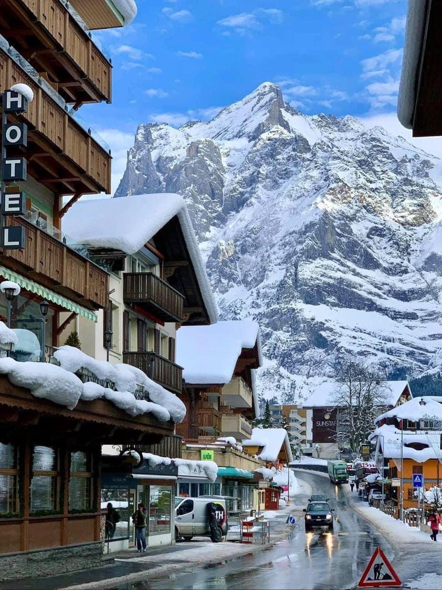 Winter wonderland of Grindelwald, Switzerland! 🏔️❄️ #SwissBeauty #WinterEscape