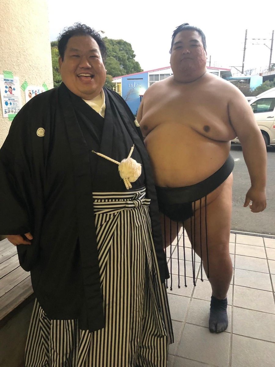 shizuuchi_k's tweet photo. 新年あけましておめでとうございます🎍

2024年も静内国彦応援団をよろしくお願いいたします！

#Netflix
#サンクチュアリ聖域
#サンクチュアリ
#sanctuary
#静内 https://t.co/Ymu2bEh9IS