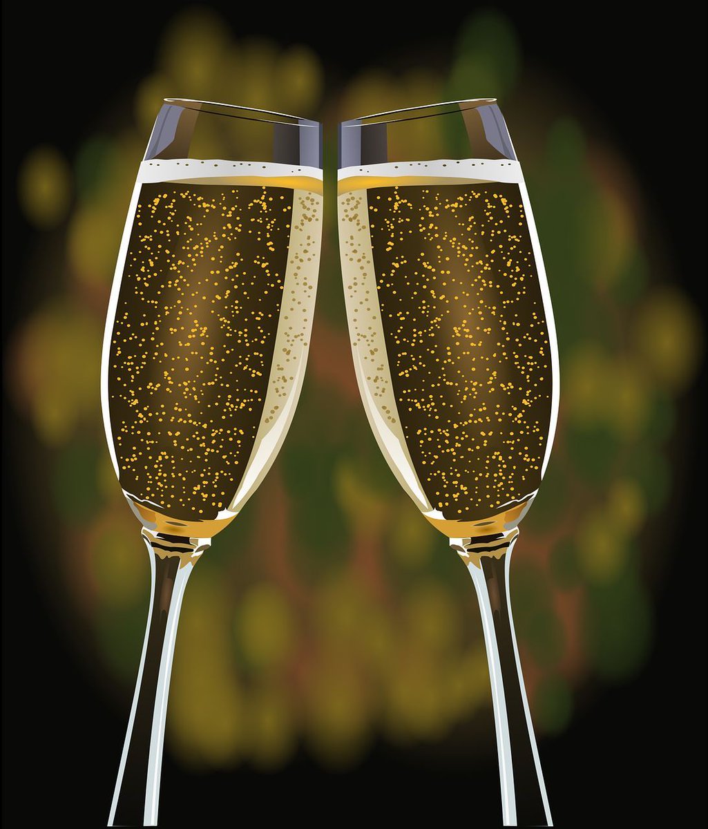 Cheers to New Beginnings! As the clock strikes midnight, we welcome a brand new chapter filled with hope, possibilities, and endless opportunities. Let's bid farewell to the challenges of the past and embrace the promise of the future.#HappyNewYear #Coworking #CORE21
