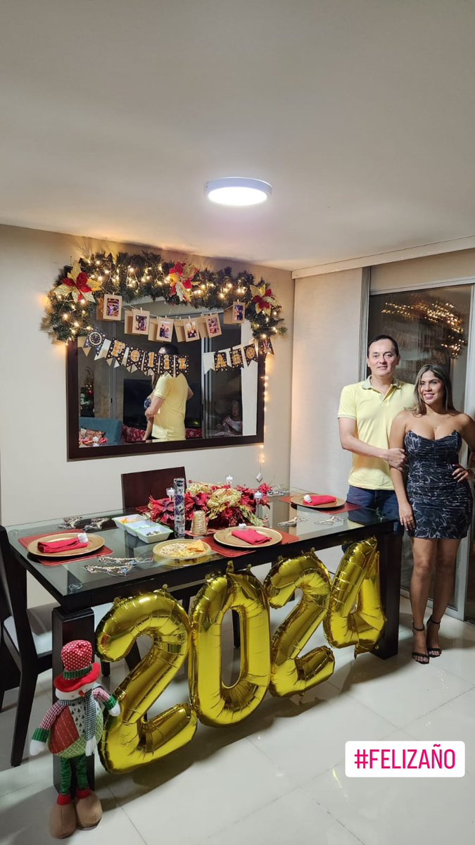 dayisusa3's tweet photo. #HappyNewYear2024 https://t.co/spTzFnD5wy
