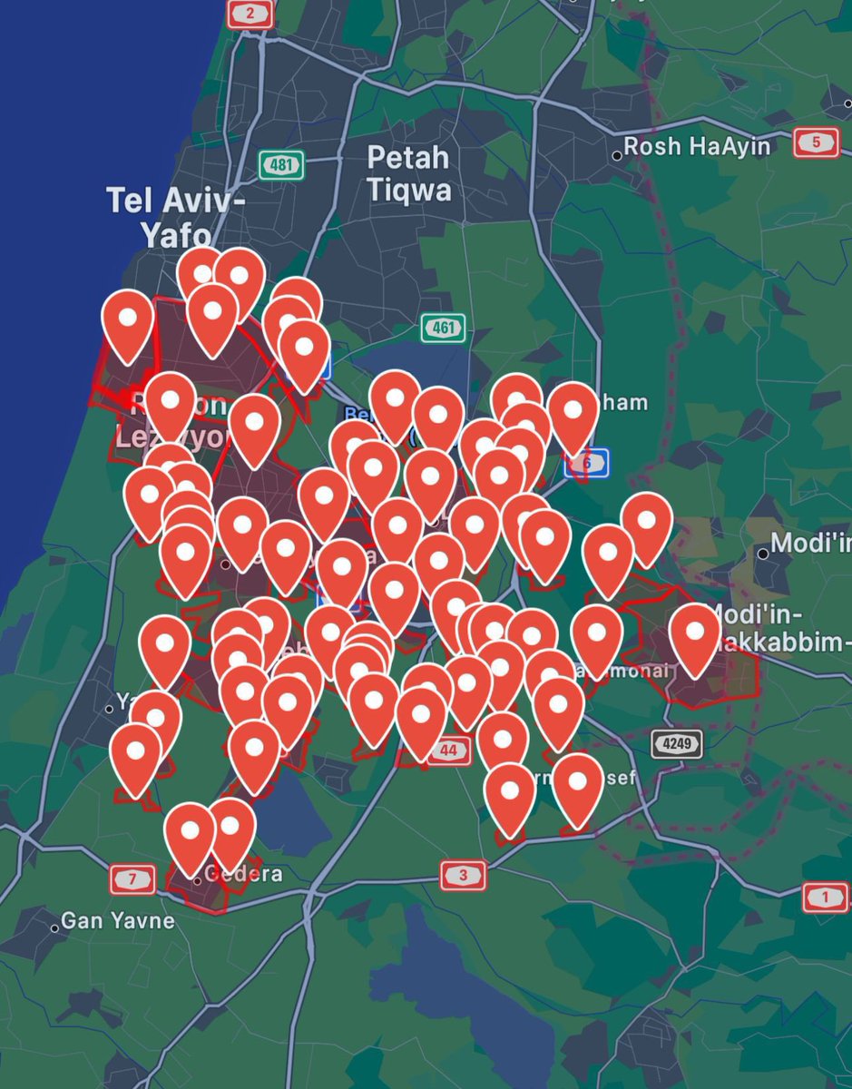 This is how we ׳celebrated’ New Year’s Eve in Israel.

Rockets fired from Gaza raced toward Tel Aviv overnight, triggering sirens throughout the central and southern parts of the country. 

Happy New Year 2024!