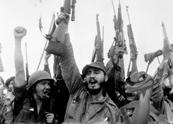 piebyfour's tweet image. January 1 is the anniversary of three beautiful revolutionary struggles in human history:

Haitian Revolution of 1804 
Cuban Revolution of 1959
Zapatista Uprising of 1994