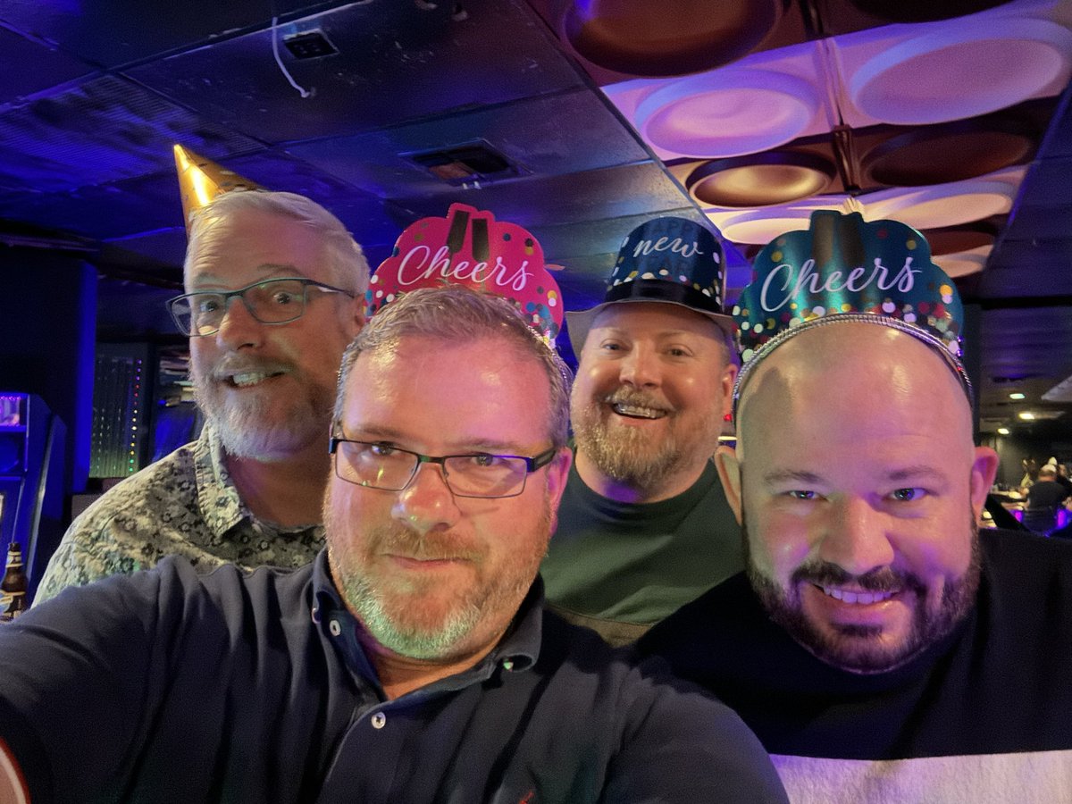 beekertx's tweet photo. Happy New Years bitches!! I’m a princess!! Yardley said so!! #NYE #funtimes https://t.co/1kU3GGEf1V