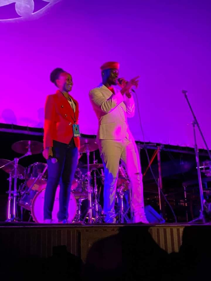 NalwaddaHarima4's tweet photo. It's a beautiful new day, week, month and year happiest new year from #fadha @HEBobiwine and #modha @BarbieItungoK https://t.co/6NCcqs16sa