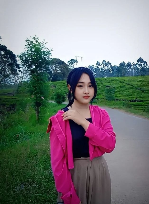 NindyaNind5437's tweet photo. #chatsekskasar #chatseksbrutal #chatsekscerita #pejuhin #pejuhinfoto #PejuhinChallenge #pejuhinmuka #kontolinmuka #kontolin #kontolinfotoaon outdoor yuk https://t.co/EmBc2ti9nj