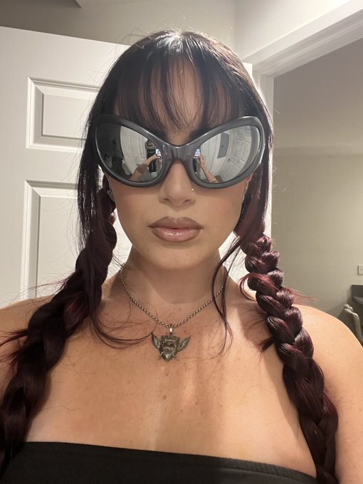 👽 https://t.co/iIHdDwWCcb