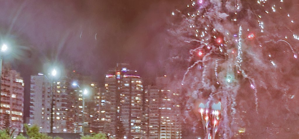 Bernnar's tweet photo. Feliz 2024!!!🥂🥂🥂 https://t.co/mAk0X49GGH