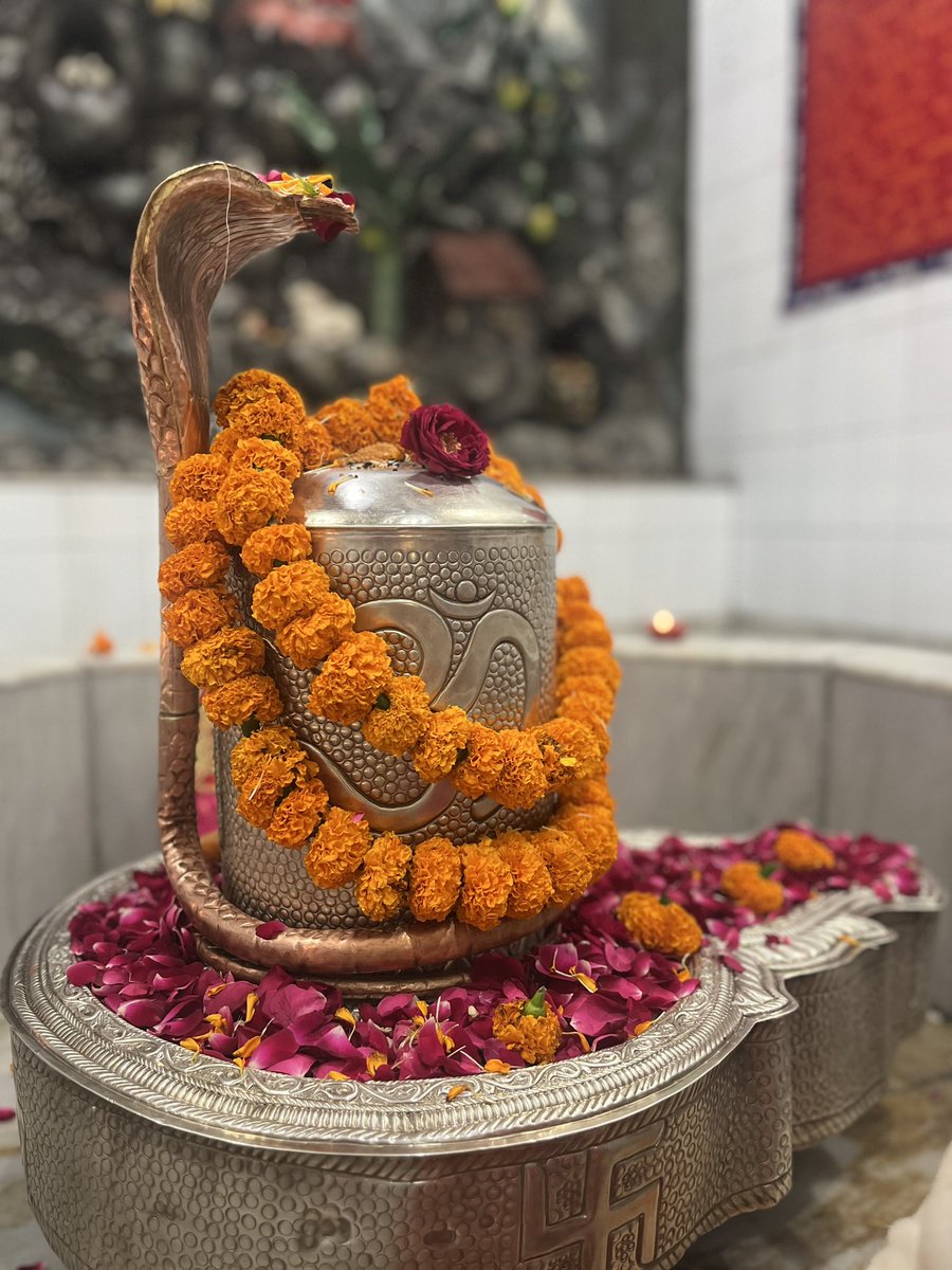 ॐ नमः शिवाय

#HappyNewYear2024 #NewYear #MondayMotivation #HappyNewYear