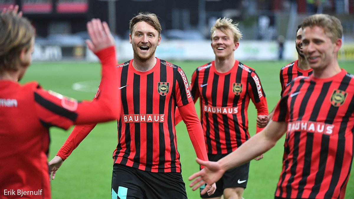 bpfotboll's tweet photo. Abris förlänger 🤝

Två säsonger i BP blir fler för Alexander Abrahamsson som har förlängt sitt kontrakt med BP.

📝 Läs mer på https://t.co/UrXzYC7s7d

📸 Erik Bjernulf https://t.co/4L8iEU44XA