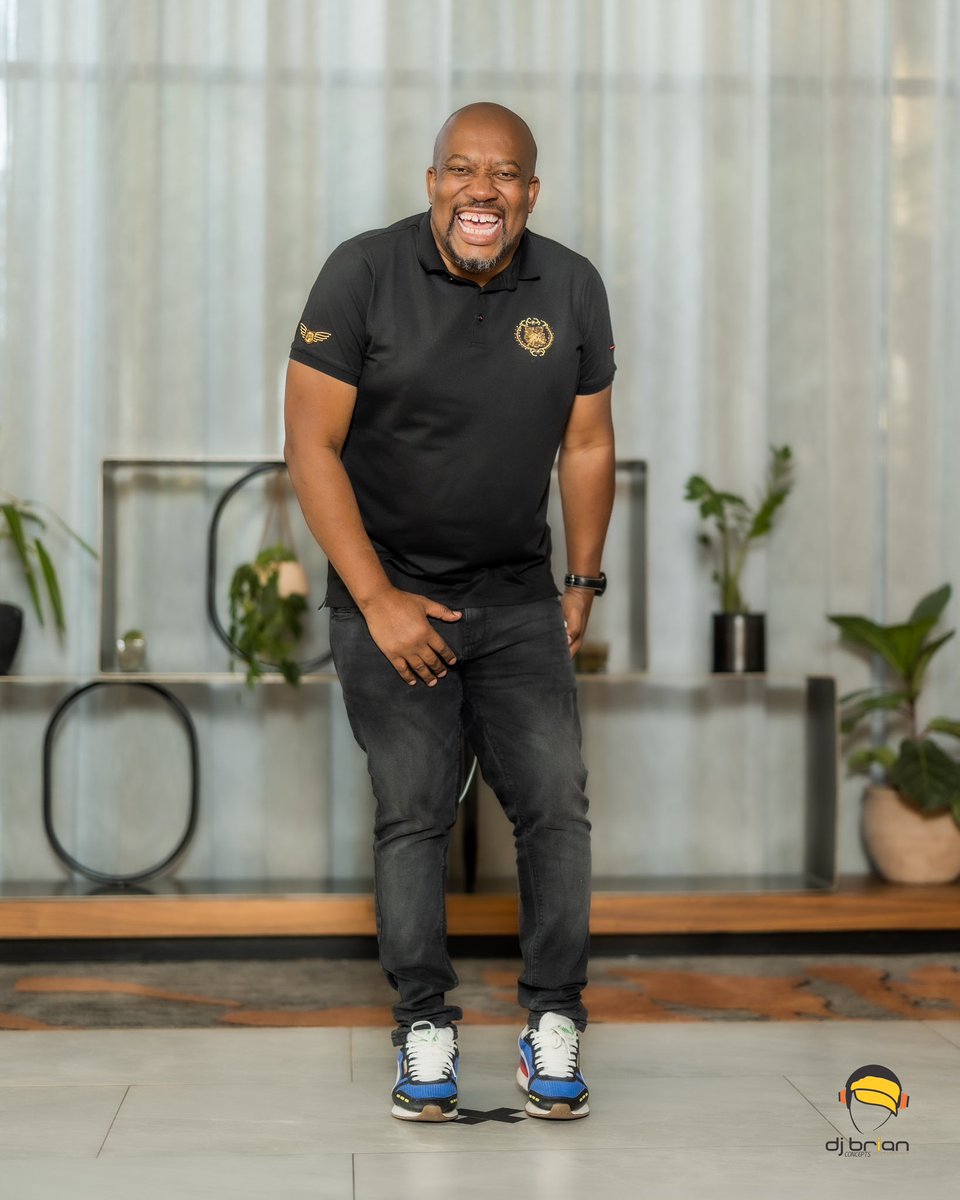 Djbrianrikhotso's tweet photo. Happy birthday to me…. 😜🥳🥳🥳🙏🙏🙏🙏🙏🫶🏿🫶🏿🫶🏿🫶🏿 https://t.co/NMNZkYoAR9