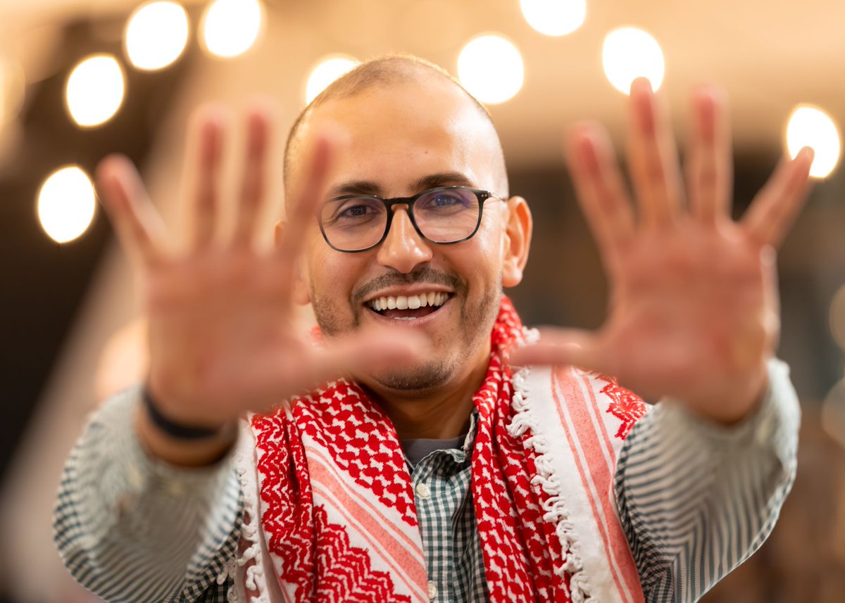 𝗔𝘃𝗶𝘀 IMPORTANT 𝗮̀ 𝗹𝗮 𝗰𝗼𝗺𝗺𝘂𝗻𝗮𝘂𝘁𝗲́ 🇩🇿! 
J’ai besoin de vous ♥️
Je prépare #WeConnectIn #Algiers 2024 🚀
Qui sont vos top-créateurs de contenu,  experts ou entrepreneurs sur  les #médiassociaux : LinkedIn, Meta, YouTube, TikTok, etc?

#Influence #SocialMedia #Social