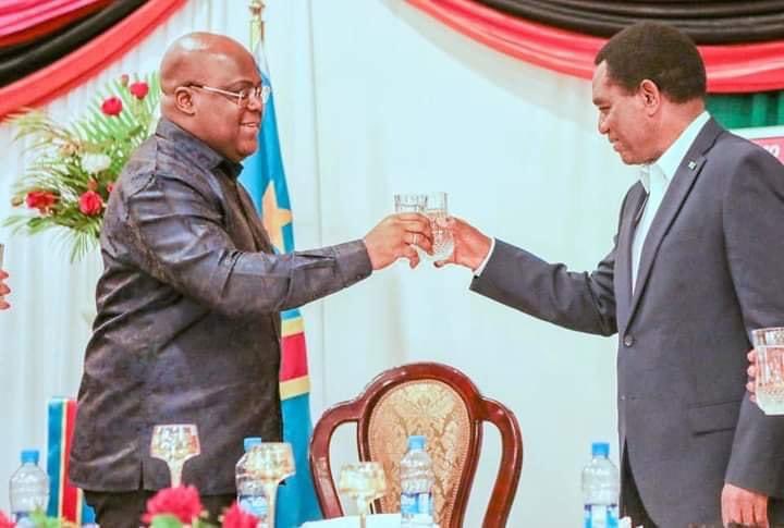 HHichilema's tweet image. Heartfelt congratulations to H.E Félix Antoine Tshisekedi on your decisive reelection as President of #DRC.
Wishing the people of our sister country 🇨🇩 the very best as they embark on a new chapter of sustainable growth &amp;amp; prosperity.

Toutes nos félicitations!🇿🇲🇨🇩@Presidence_RDC