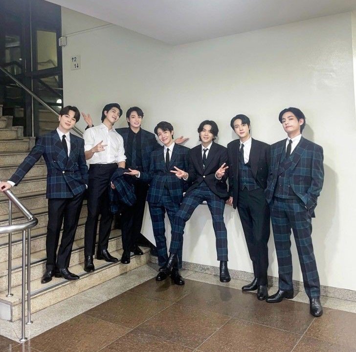 Pk_bts_land's tweet photo. Most Streamed Songs by Korean/Kpop Acts of each year on Spotify :

2013 — NO MORE DREAM
2014 — BOY IN LUV
2015 — I NEED YOU
2016 — BLOOD SWEAT &amp; TEARS
2017 — DNA
2018 — FAKE LOVE
2019 — BOY WITH LUV
2020 — DYNAMITE
2021 — BUTTER
2022 — LEFT AND RIGHT
2023 — SEVEN 🆕️ https://t.co/auoTgW3h2x