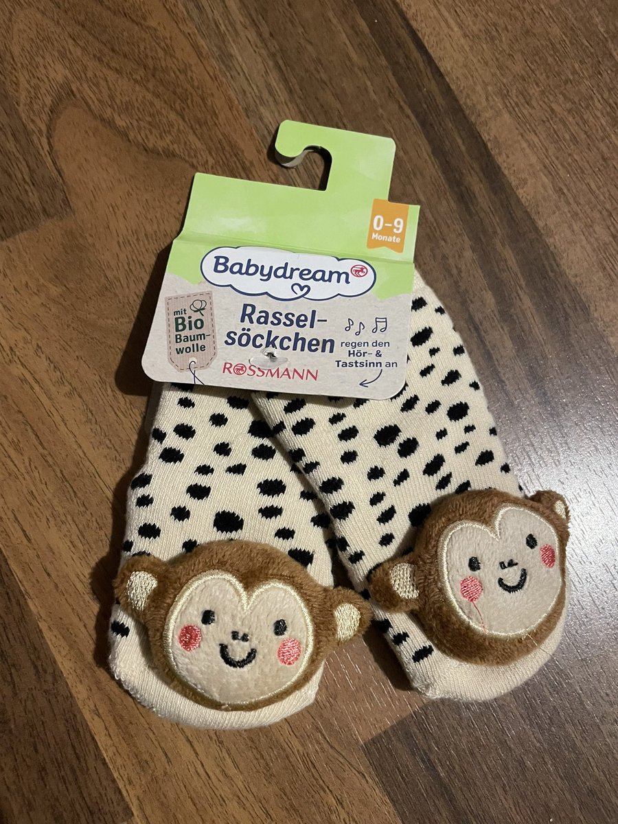 dietaube99's tweet photo. Und ich dachte, letztes Jahr war aufregend. In diesem Sinne: Frohes Neues und auf ein noch viel wilderes 2024! 🤰🍼 https://t.co/uXTwJYJuv8