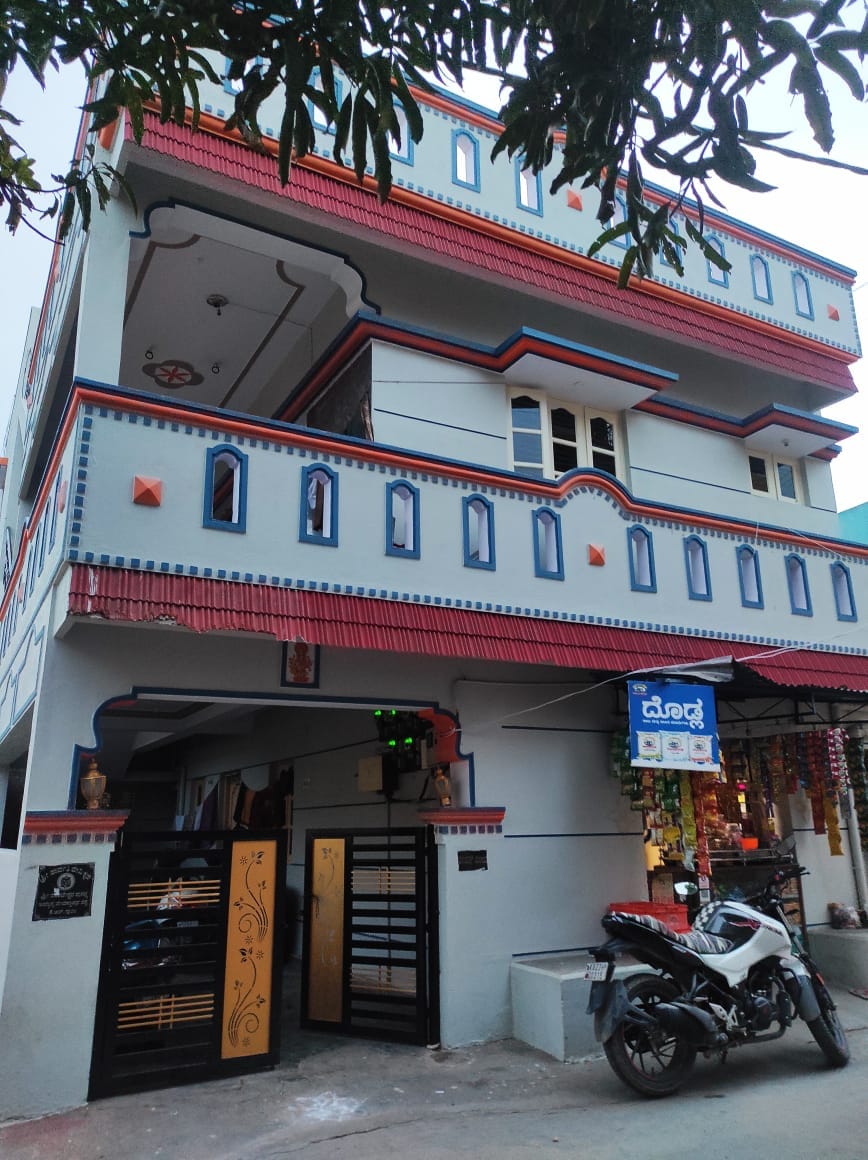 stackbuildindia's tweet photo. 3 BHK HOUSE FOR SALE IN KRISHNARAJAPURA, BENGALURU @ 1.5 Cr. Deal
"Best Locations"
More Details: https://t.co/SHH5MSjsMB
#stackbuild #bangalorenews #KRPuram #house #forsale https://t.co/eAvcjX2sZx
