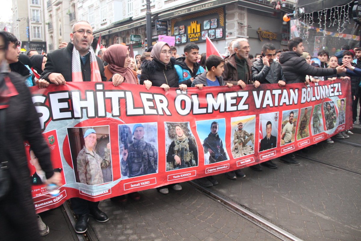 MerOzcan tweet picture