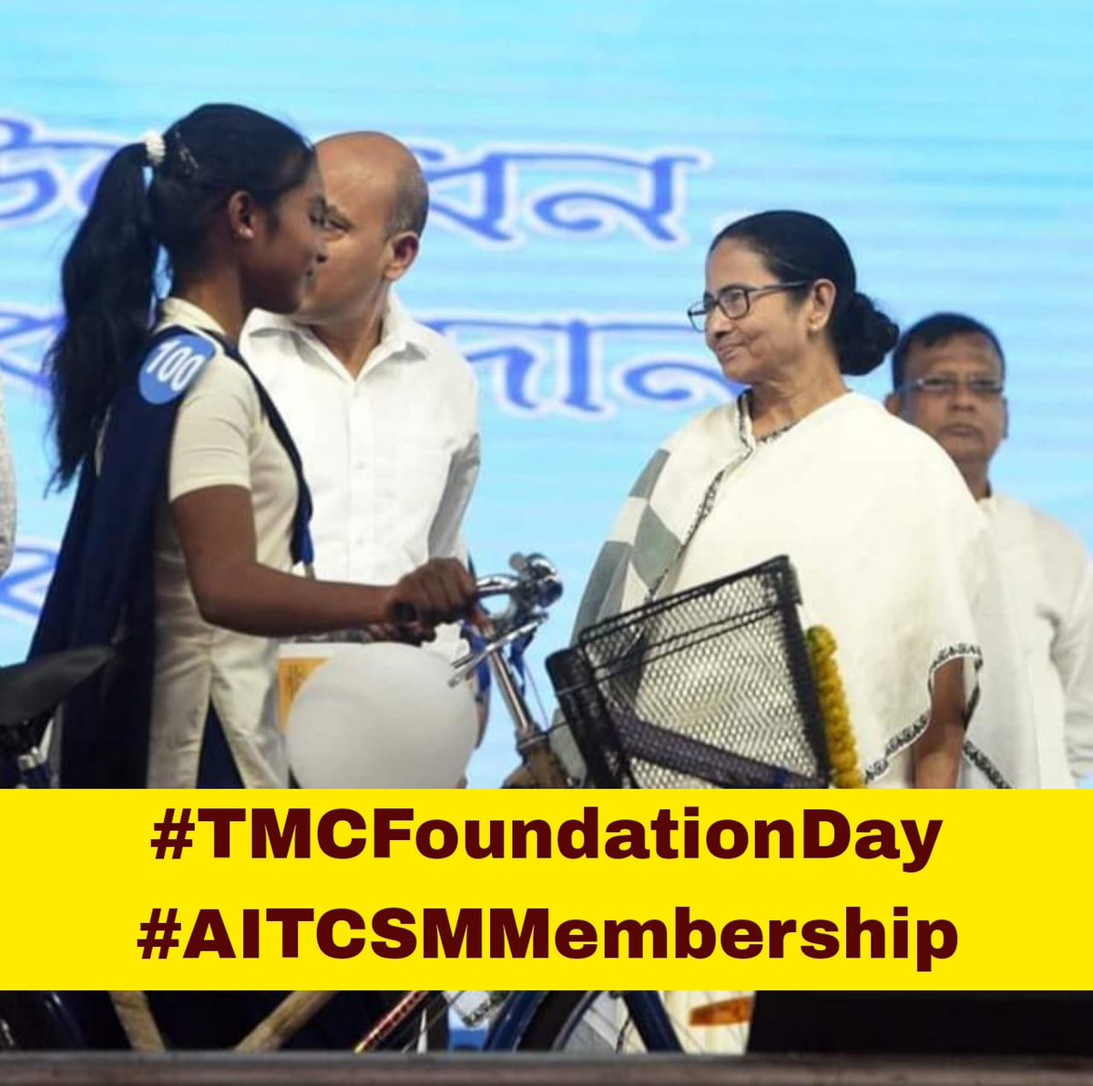 aitcpradip's tweet photo. ভয় না জয় , হোক না খেলা
লড়াই হোক তবে
নির্বাচনের রঙ্গমঞ্চ উত্তেজনাপূর্ণ
জণগণ বলছে ২০২৪ আসন্ন
#TMCFoundationDay #AITCSMMembership https://t.co/ZCDanPteFH