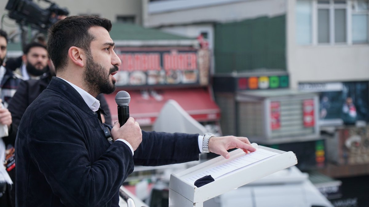 ibrahim_besinci's tweet photo. 📍250 bin insanımız Galata Köprüsü’nde Filistin’in sesi oldu, yılın ilk mesajını tüm dünyaya duyurdu:
Nehirden Denize, Özgür Filistin❗️

#ForFairFuture https://t.co/jvW58PF67H