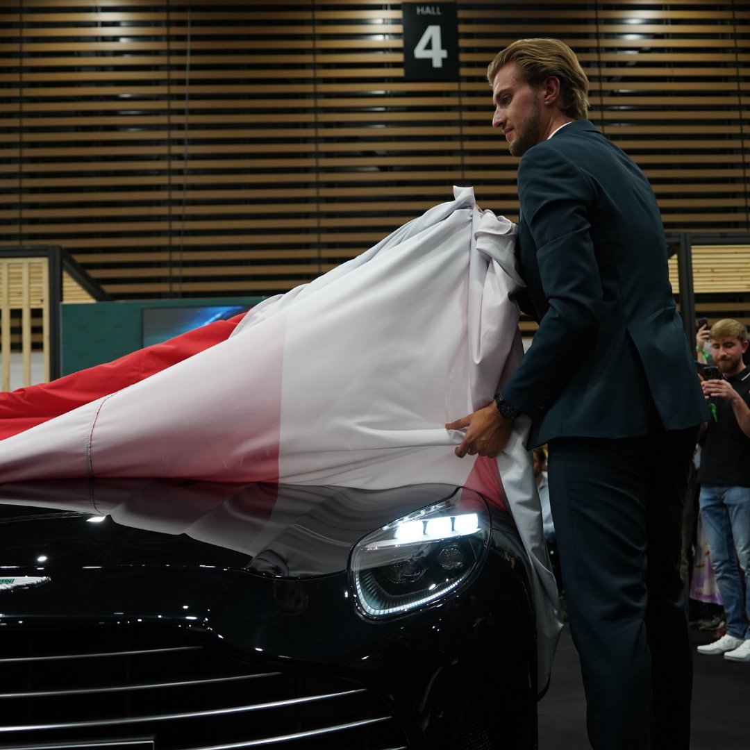 Salon Automobile de Lyon tweet media