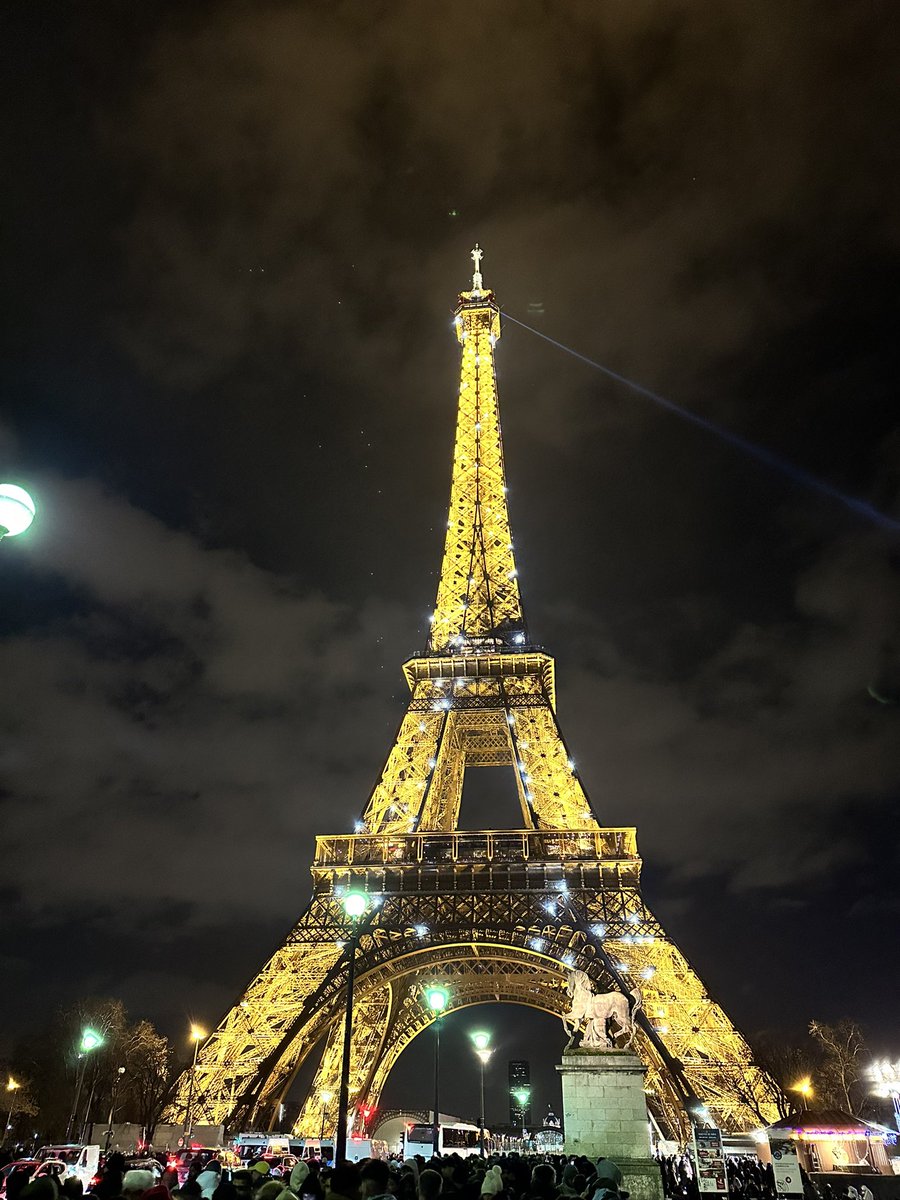 Diego_Takeuchi's tweet photo. thank you França🇫🇷🫶🏽 https://t.co/SdvqiAEFpW