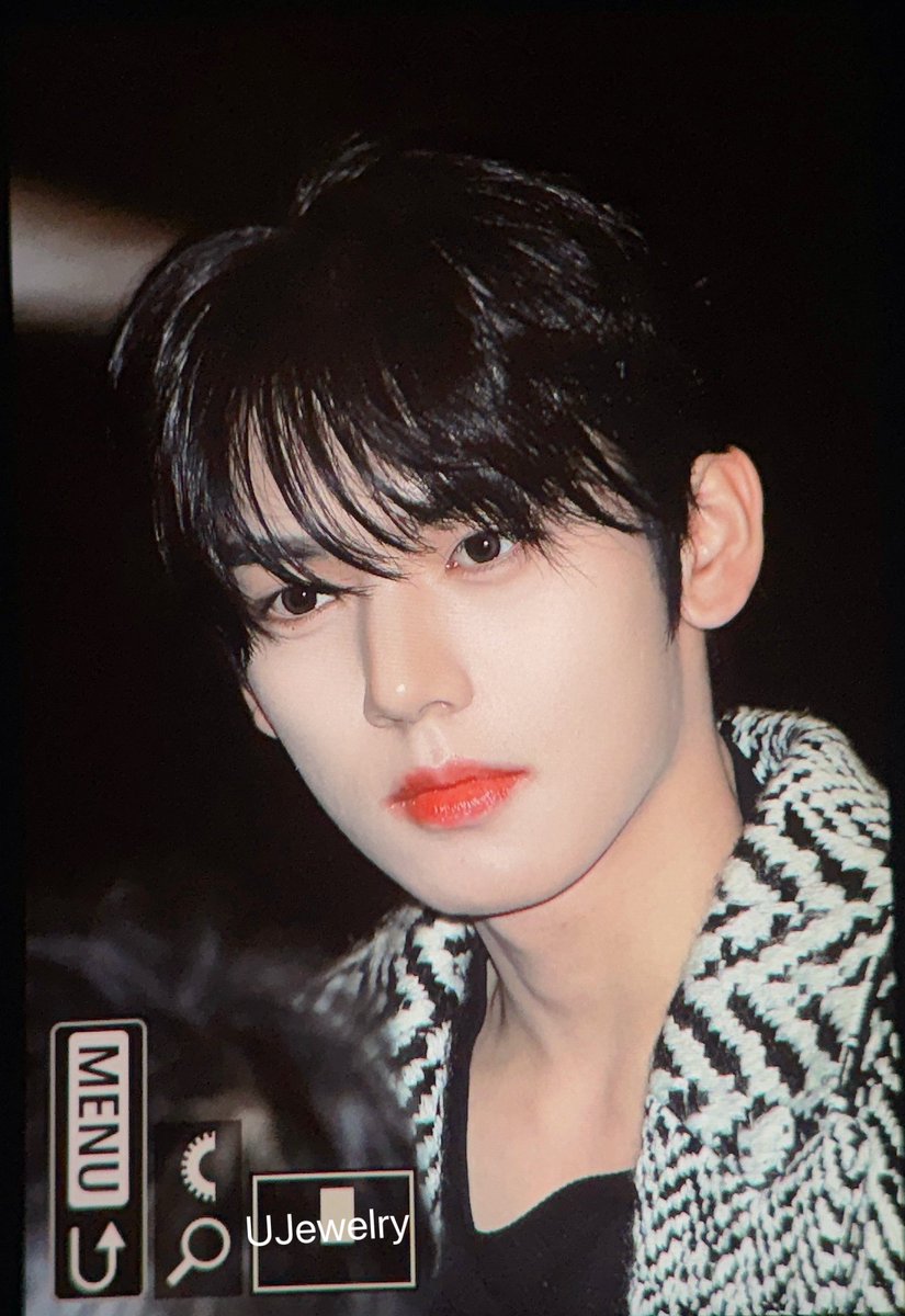 ujewelry070320's tweet photo. 240101 pre

#한유진 #HANYUJIN #ハンユジン #제로베이스원 #ZEROBASEONE #제베원 #ZB1 https://t.co/zmdFMAHF3q