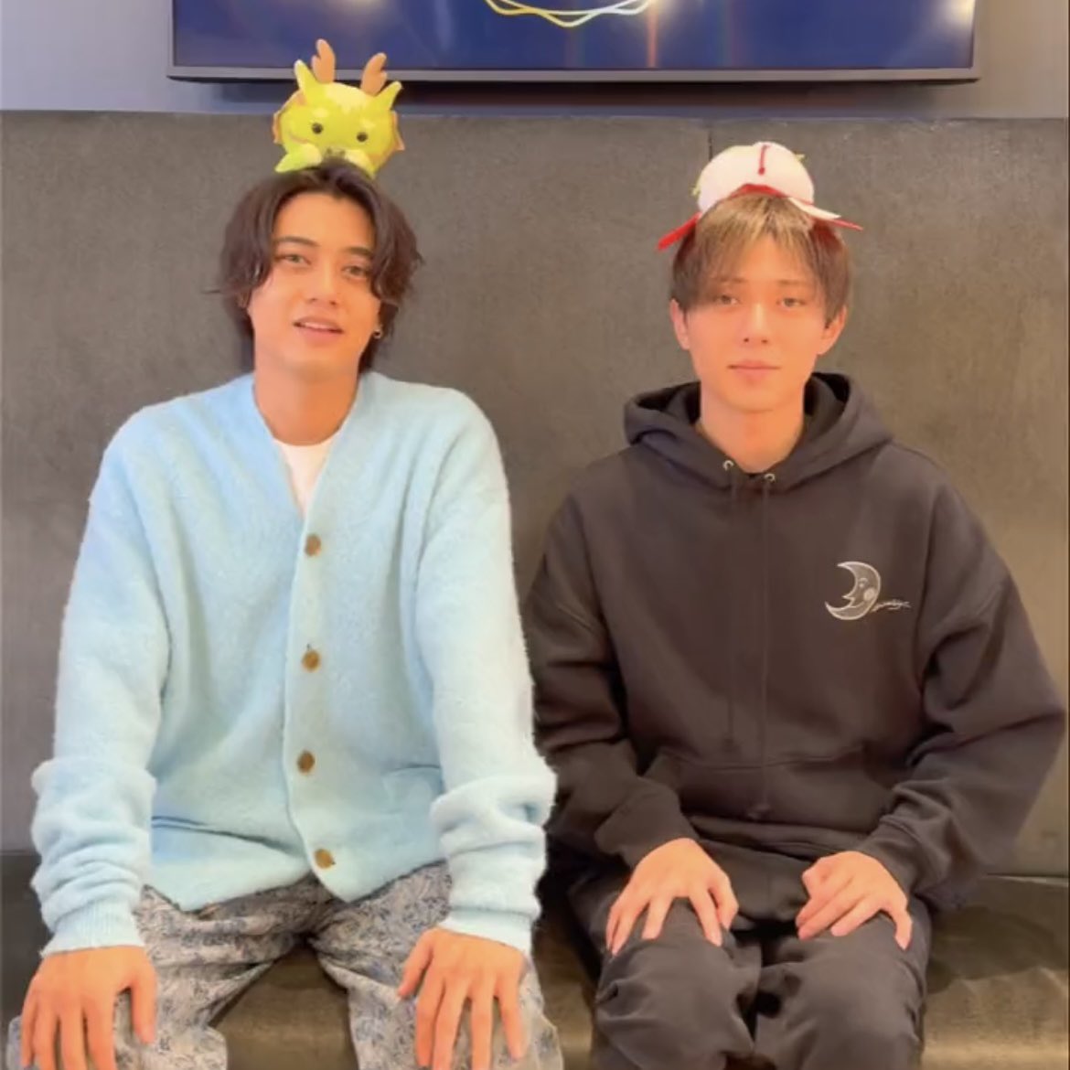 kai99_0403's tweet photo. あけましておめでとうございます🎍

今年もよろしくお願いします🐉

2024年はたくさん笑えたらいいな
絶対いい年にしようねーーーー！🩶💛 https://t.co/uDLWg90sVp