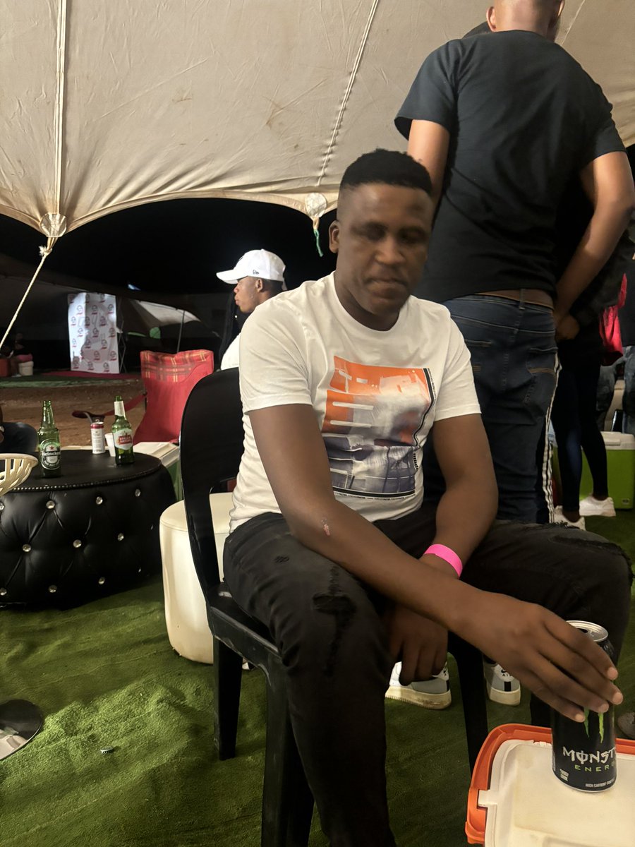 Happy New Year ✌️✌️✌️❤️❤️❤️