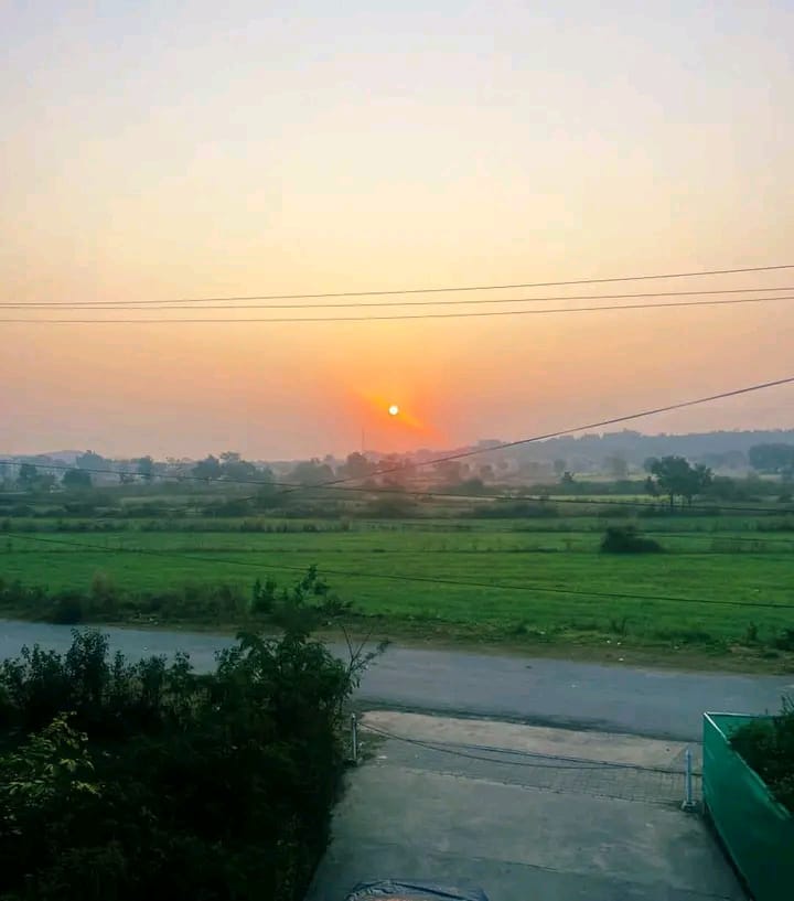 لوگ کہتے ہیں پیسہ رکھو برے وقت میں کام آئے گا* 
*میں کہتی ہوں اللہ پر یقین رکھو برا وقت ہی نہیں آئے گا* 💜✌️❤️