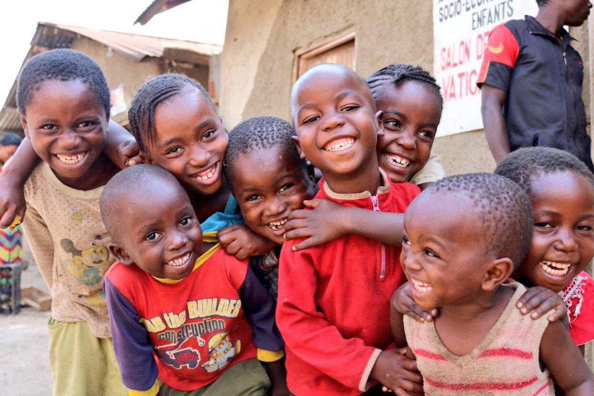 Bonne année 🎉

Nous souhaitons santé, espoir et bonheur #pourchaqueenfant en 2024 !