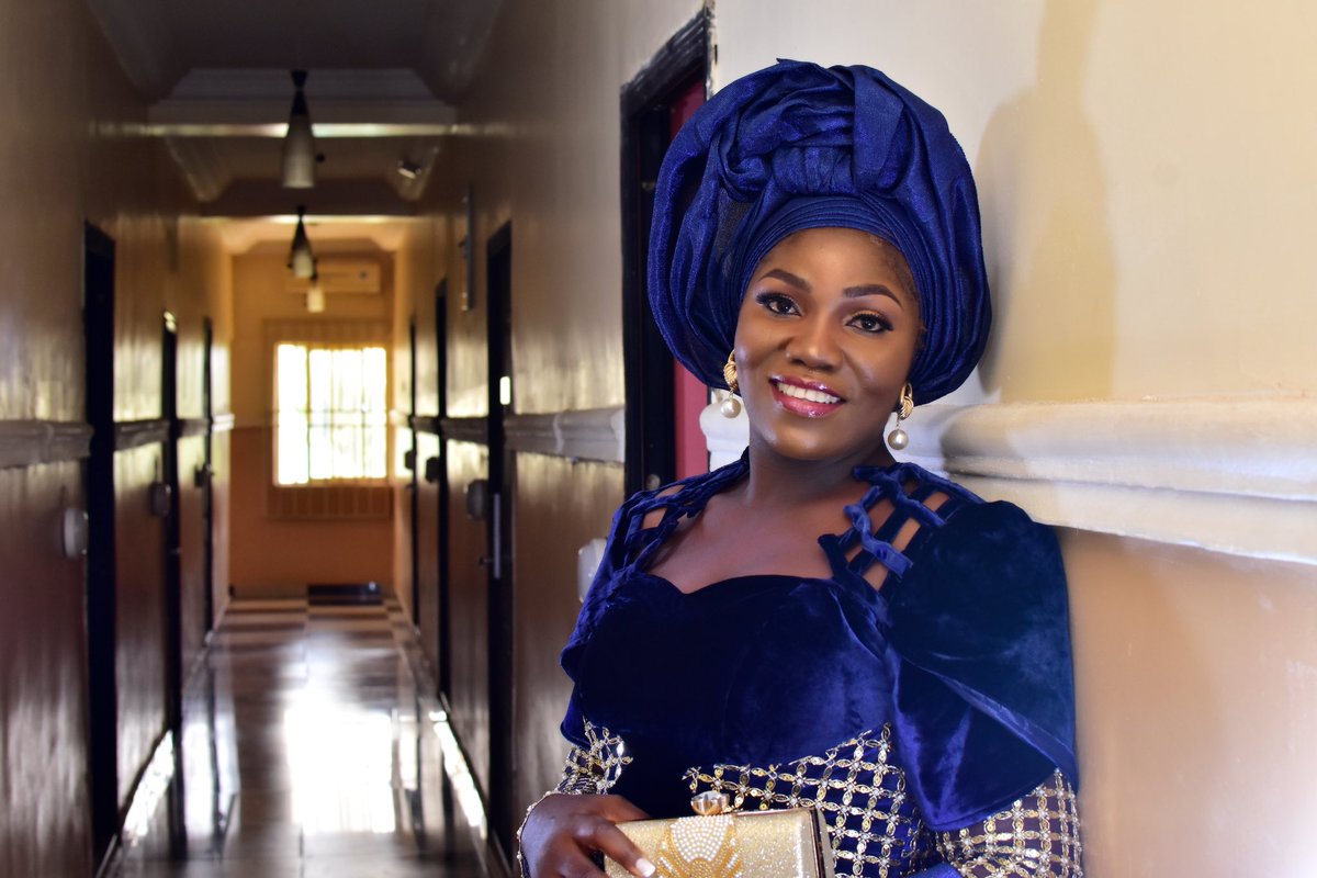 deodonxclusive's tweet photo. 2024 Hello 👋 
Beyond my wildest dreams and imaginations,God will do exceedingly great things for me and through me in this new year!
My stars will align in pleasant places 
God’s name and my name will open doors for me!
Happy new year to you all. https://t.co/L5YFTbG7lJ