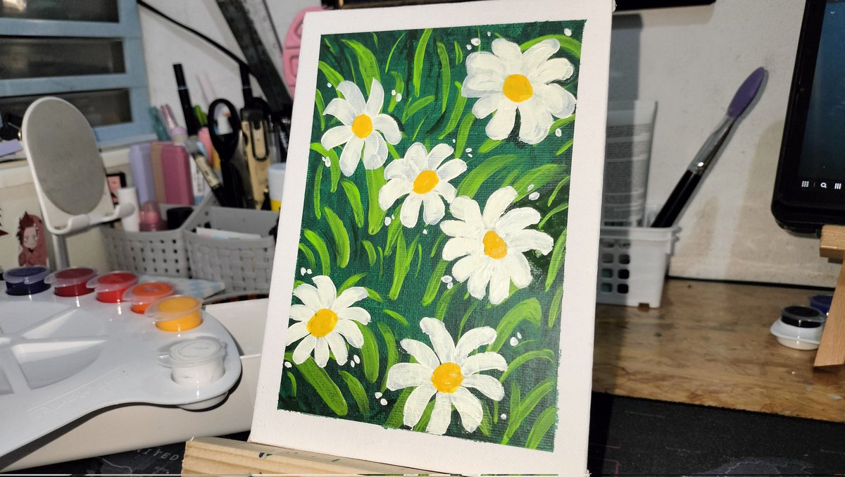 the petals were hard 

#paintingoftheday #arttwt #painting