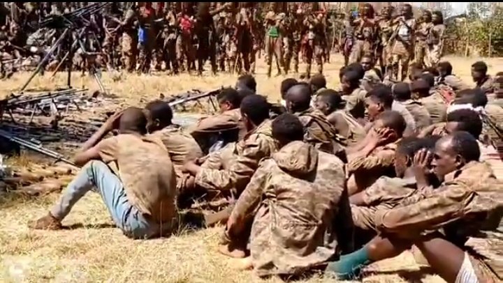 OROMIANIST's tweet photo. Abiy lost the ground battlefield. #OLA
The time is now, all must say #AbiyMustGo.
#WeStandWithOLA #WeSupportOLA https://t.co/VDtQGirgvR