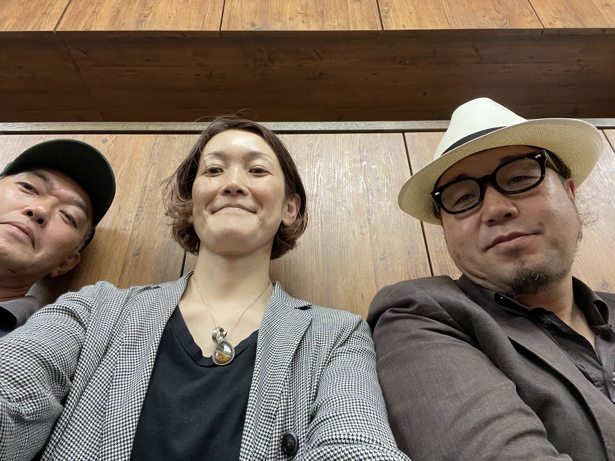 本日は『一粒万倍日』。新しく事を始めるのにとても良い日なんだそう！昨年は濃密で考えさせられる1年でした。今年は自身の成長のチャンスと捉え携わって下さる皆さまに楽しい時間を提供できるようしっかり頑張ります！全ての方に感謝の気持ちを込めて。今年もどうぞ宜しくお願いいたします！