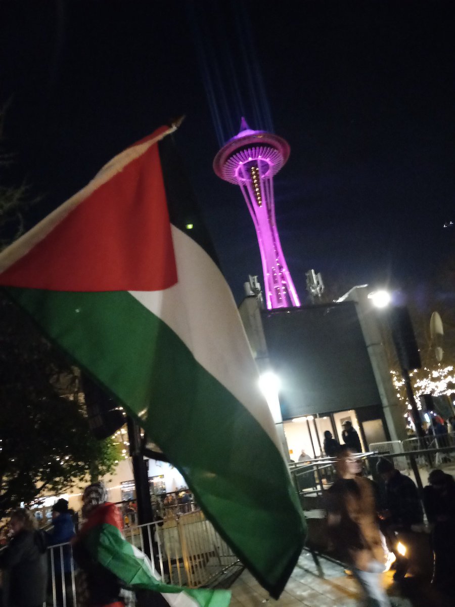GeneKlain's tweet photo. #nyeseattle https://t.co/9pCwlcQgDl