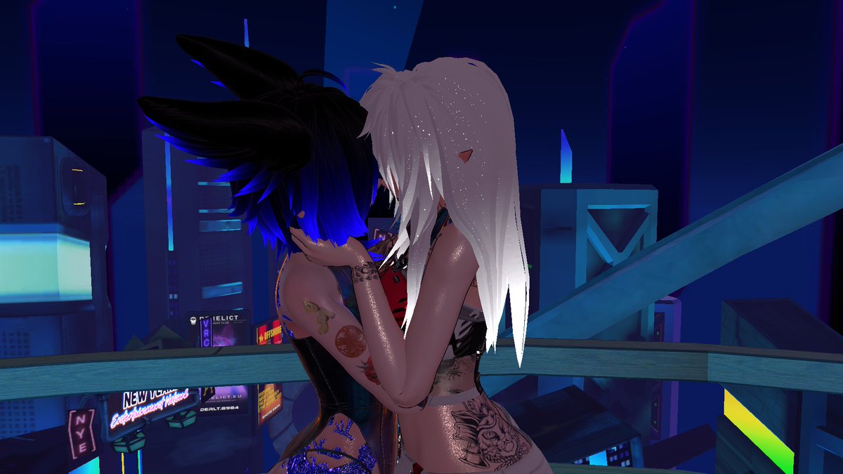 <a href="/AJCNSFW/">Anime Bean 🔞</a> and I on the top of the tower celebrating New Years. Happy New Years everyone.