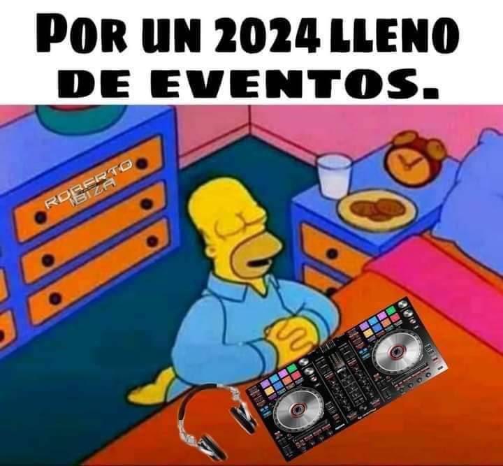 DJSkyzed's tweet photo. #FelizAnoNuevo 🙏🏻💥Esperemos que si ✨🥹 https://t.co/QfOWwurcwp