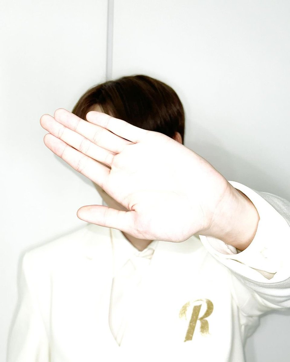 riize pics tweet media