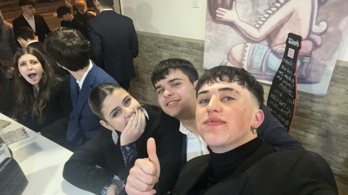 hvgomota's tweet image. #mispapis #2024NewYear