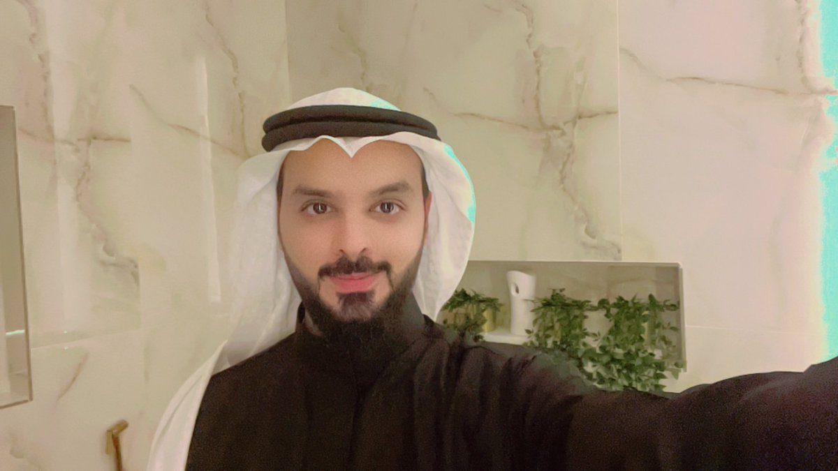 i_3zzo's tweet photo. الحمدلله على التمام 🤍
انتهى عام ٢٠٢٣ و يبقى أجمل ذكرياتي فيه نجاحي بالإختبار النهائي العملي ل #طب_الأسرة و حصولي على #البورد_السعودي 🎓 و لله الحمد و الشكر حمداً يليق بجلالته 🙏 و من ثم الشكر من أعماقي لكل أساتذتي من أدّوا واجبهم بإتقان 🤍🙏 و عائلتي وأصدقائي و كل من ساندني https://t.co/ns4JMrHbqR