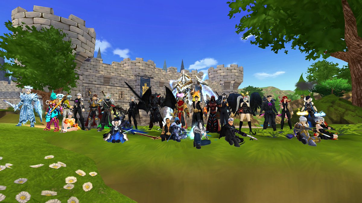 HypebeastGuild's tweet photo. HYPEBEAST — VERY HAPPY NEW YEAR EVERYONE!!! 🎉🎉 

Artix is part of the Hypebeast Guild now. 😜 

#AQ3D
#HypebeastGuild https://t.co/VOFpU3LAuB