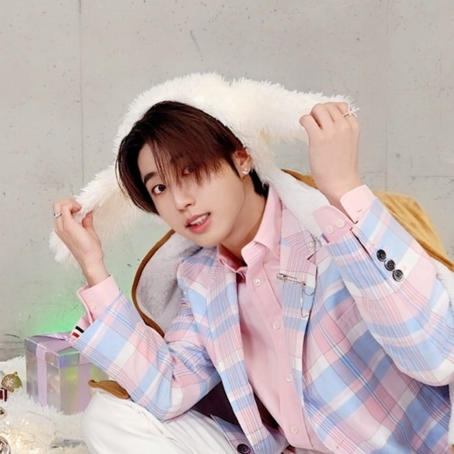 yyipoonn's tweet photo. 🦭🤍☁️🫧 https://t.co/ElQloDKiey