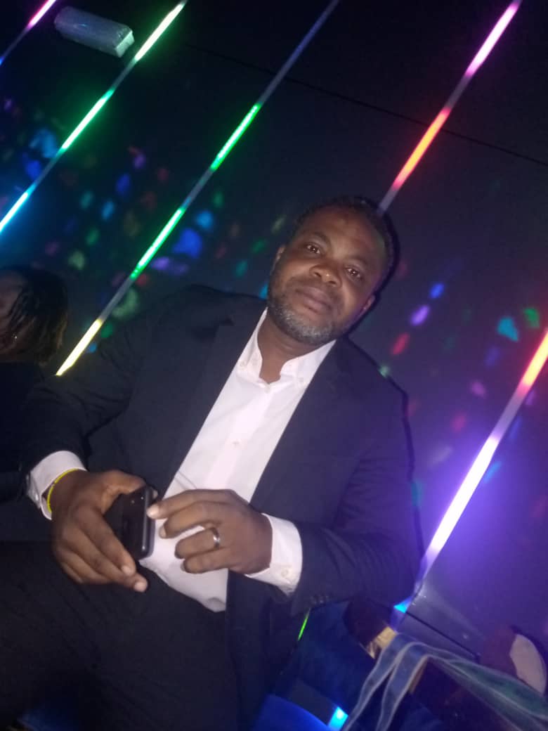 Happy new year from dollarson auto dealer. 
#ceo