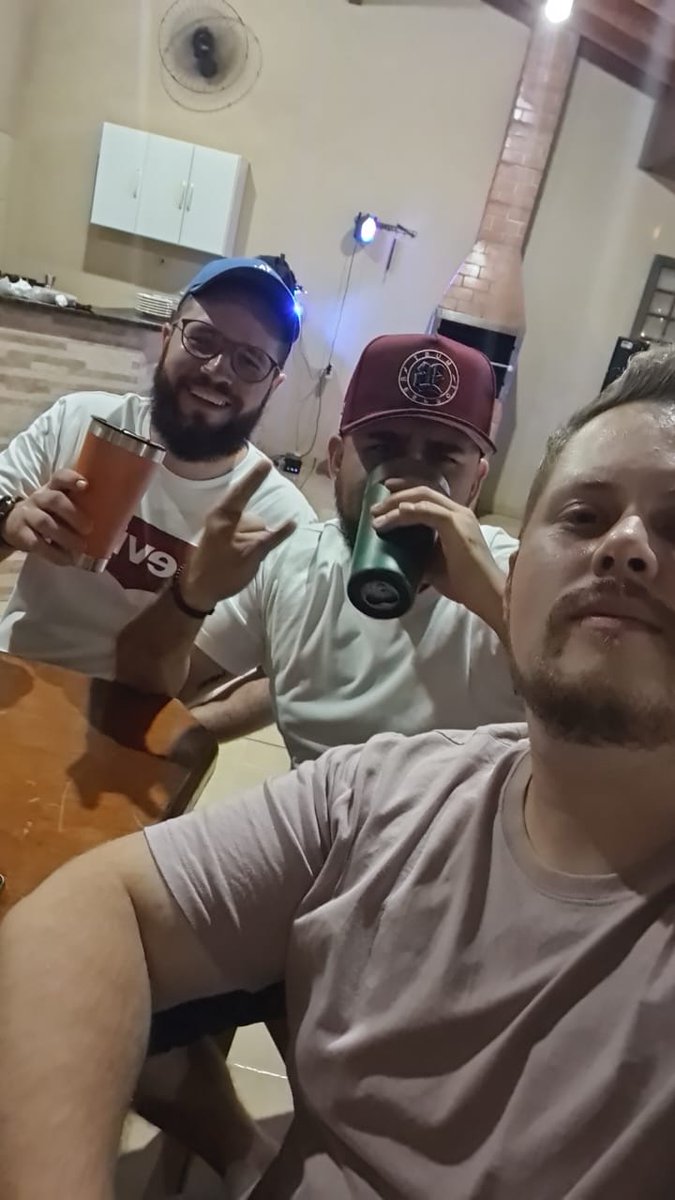 _andradelh's tweet photo. Registrando o rolê, https://t.co/G8Q9pi6bst