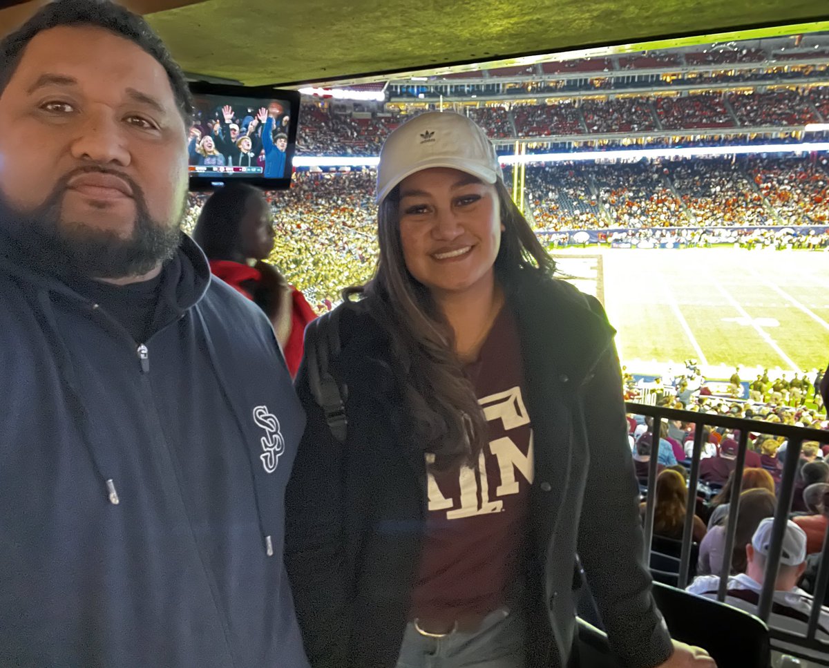 Coach Danny Lockhart Football/Boxing/MMA (@dannylockharts1) on Twitter photo Aggie Nation!! We are on the way!! Happy New Years to you all! I’m ready to get this party started! Mr Sideline 🔜Sideline <a href="/_jordanlockhart/">Jordan Pogafalapapu Lockhart</a> is on the way!! Aggie Nation!! We are on the way!! Happy New Years to you all! I’m ready to get this party started! Mr Sideline 🔜Sideline <a href="/_jordanlockhart/">Jordan Pogafalapapu Lockhart</a> is on the way!!